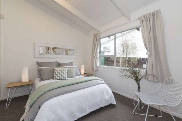 1/3 Thomas Avenue Te Atatu Peninsula_1