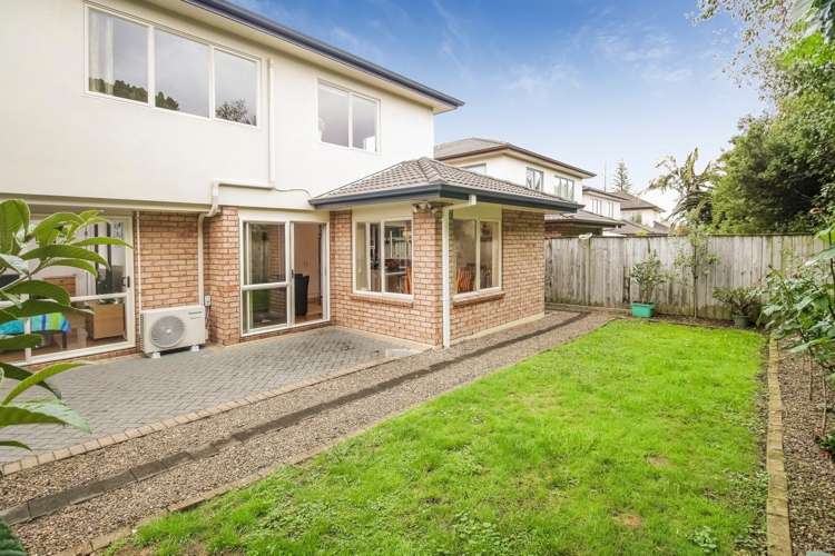 12 Kalberry Place East Tamaki_1