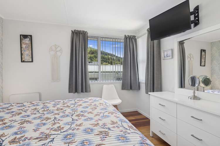 304 Clayton Road Pukehangi_10