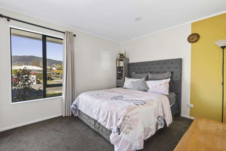 20 Tyree Drive Stoke_8