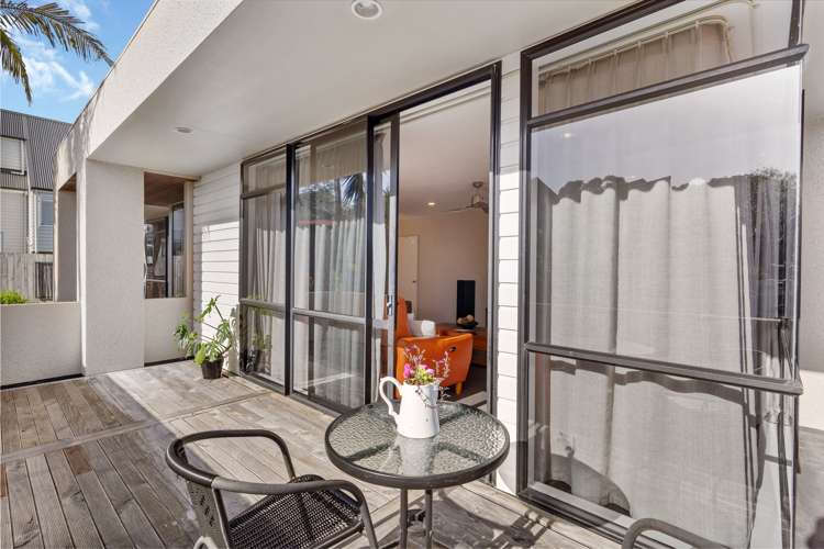 112 Frederick Street Hillsborough_7