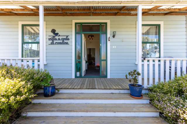 57 McPhee Street Dannevirke_2