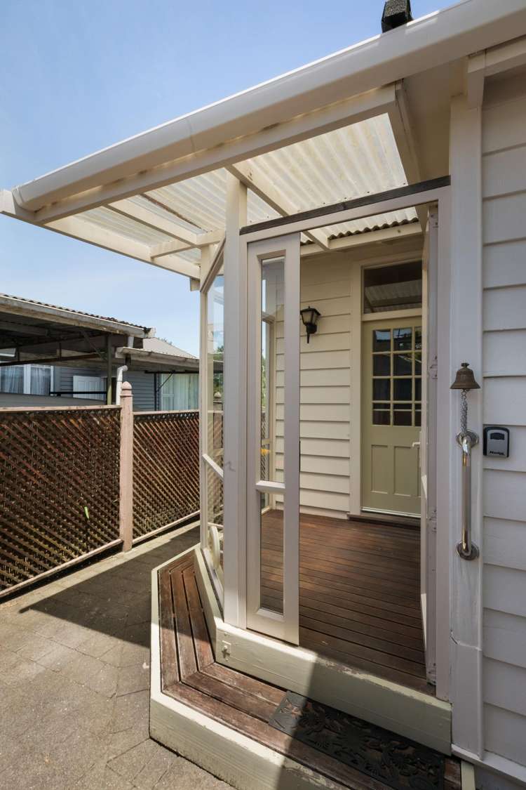 1 Russell Street Paeroa_16