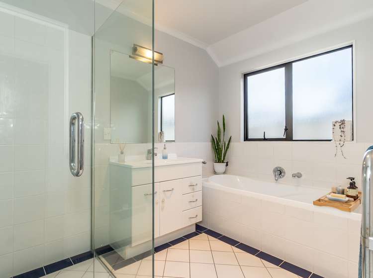 50 Cairns Crescent Rototuna_14