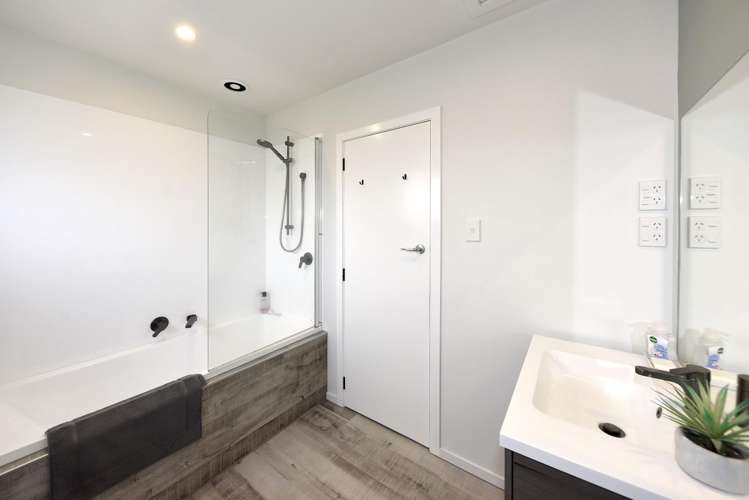 29 Reynolds Avenue Bishopdale_13