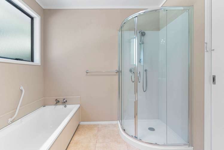 6 Mistletoe Place Browns Bay_10