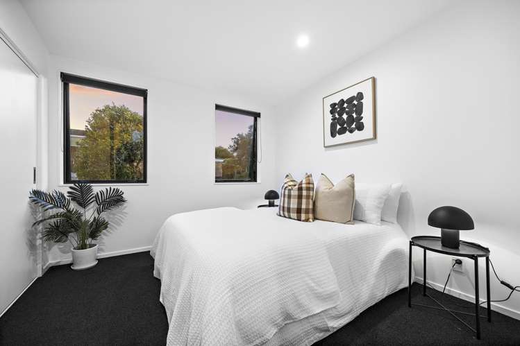 13/15 Chivalry Road Glenfield_15