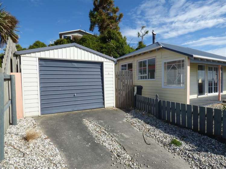 56 Esplanade Kaka Point_2