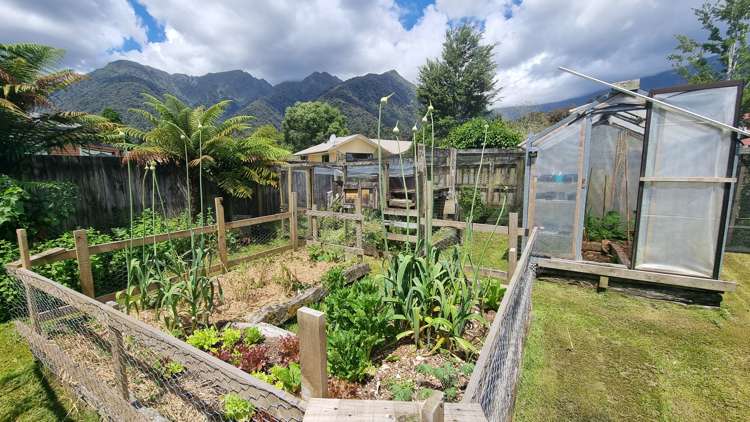 17 Pekanga Drive Fox Glacier_17