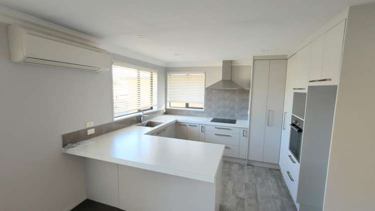 C/32 Lowe Street Avenal_5