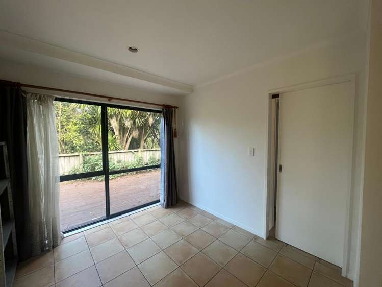 24/2 Arawa Street New Lynn_3