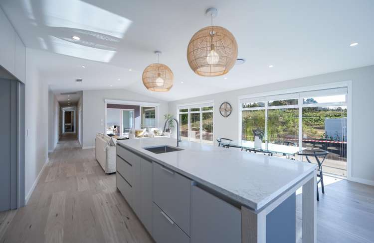 72 Les Wakefield Road_5