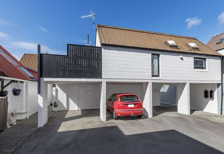 11/11 Pitarua Street Thorndon_15