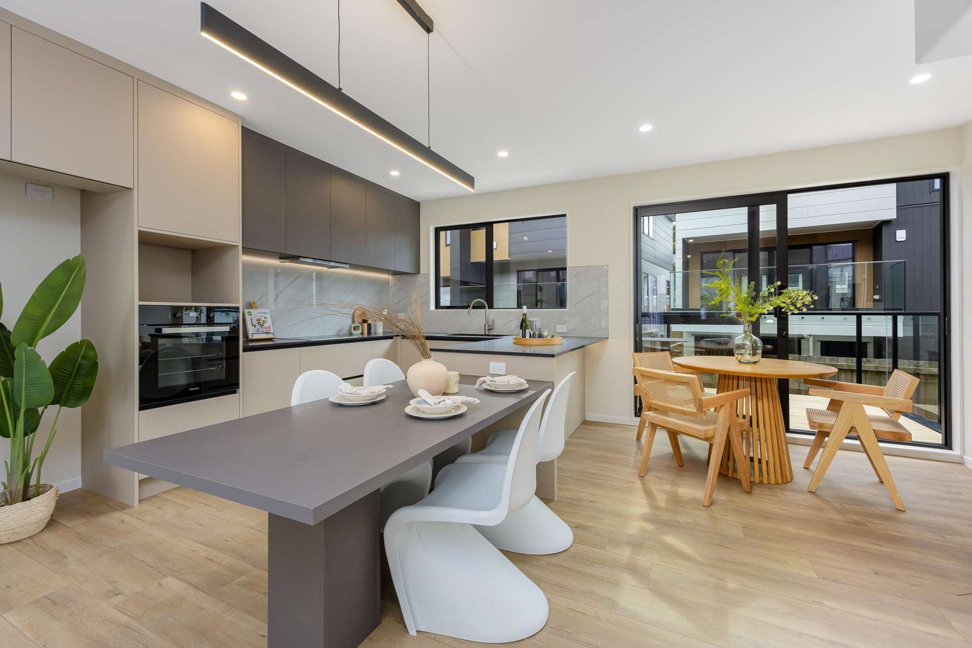 3/9 Catalina Crescent Forrest Hill_0