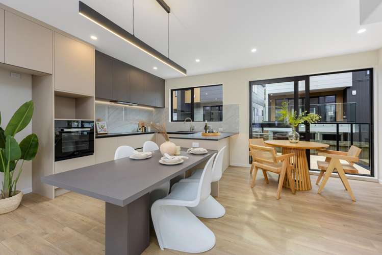 3/9 Catalina Crescent_0