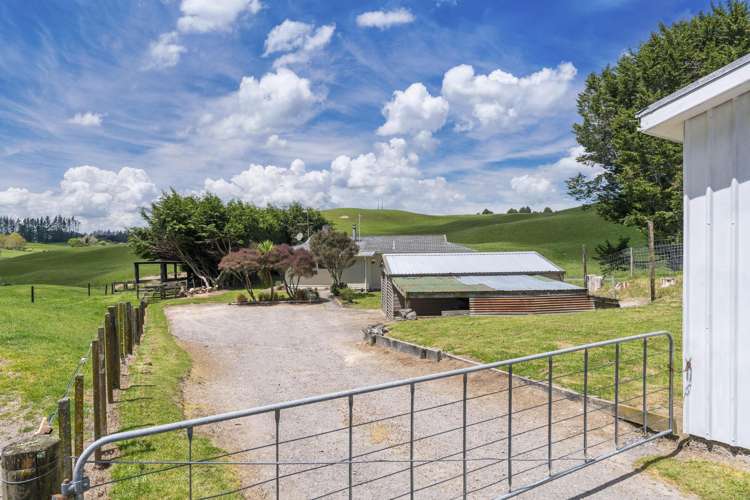 1569 Poihipi Road Oruanui_16