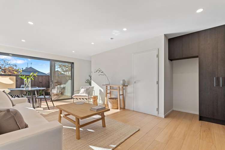 1/10 Seddon Street Sydenham_5