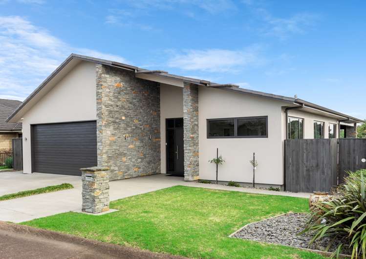 24 Pescara Point Karaka_14