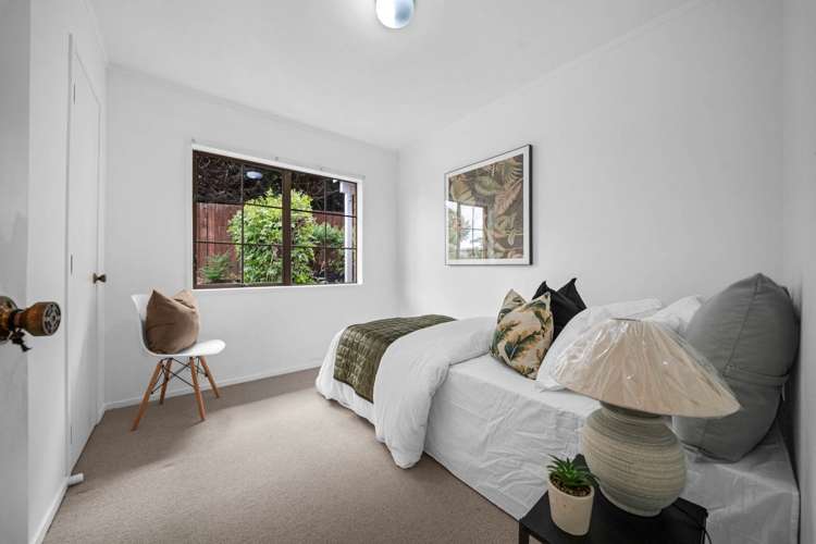 2/15 Micawber Place Mellons Bay_15