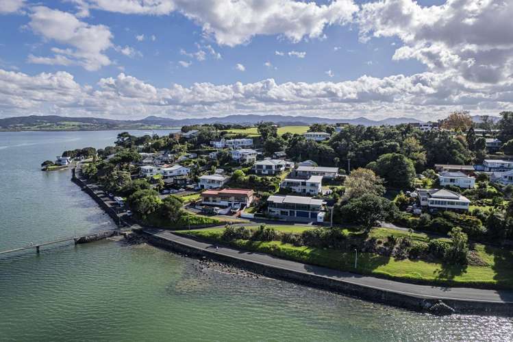 184 Beach Road Onerahi_39