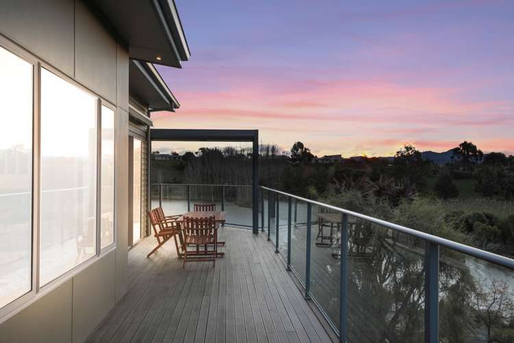 12 Lake View Place Fairhall_30