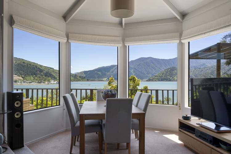 253 Queen Charlotte Drive Havelock_9