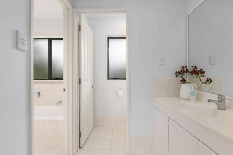 31 Cottesmore Place Huntington Park_16