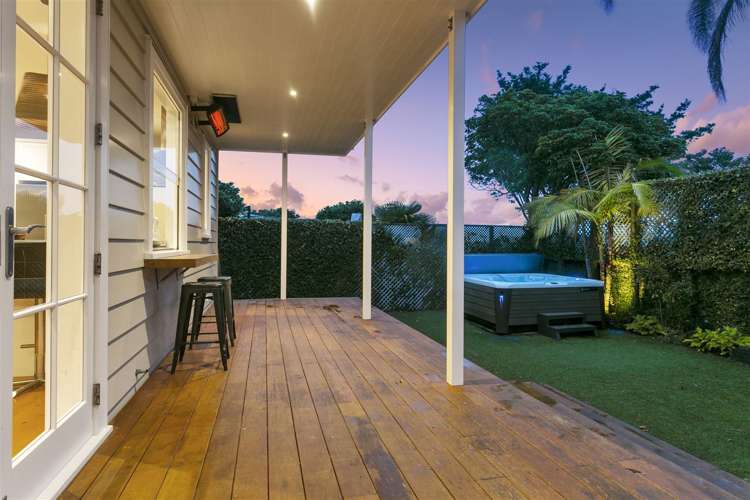 29 Seaview Avenue Northcote_5