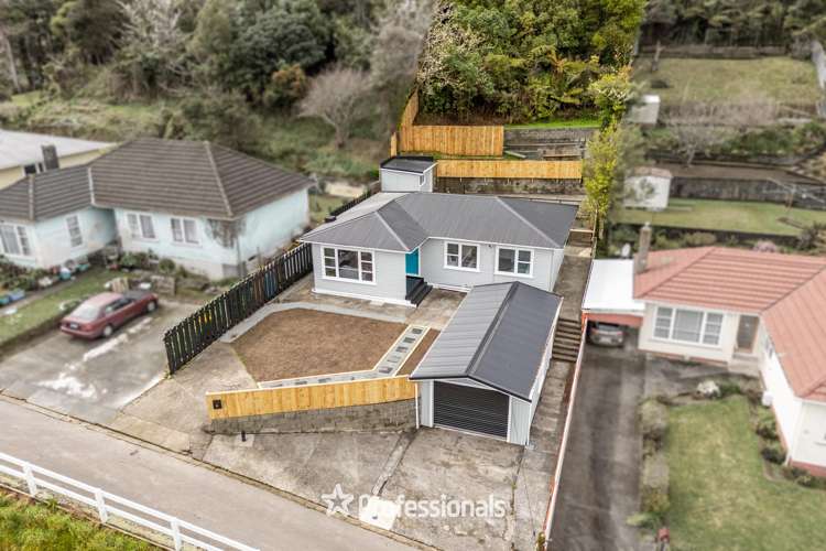 83 Coast Road Wainuiomata_0