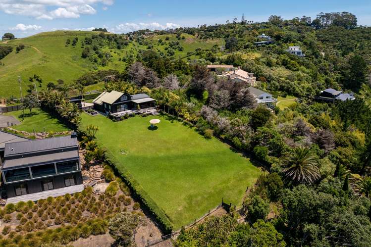 332 Sea View Road Onetangi_6