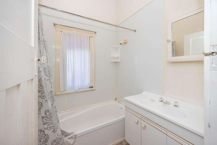 194 Great South Road Huntly_15