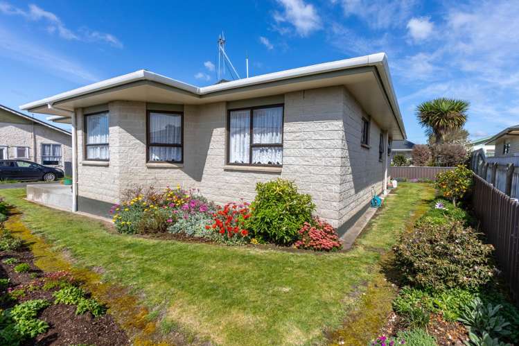 8B Allardice Street Dannevirke_16
