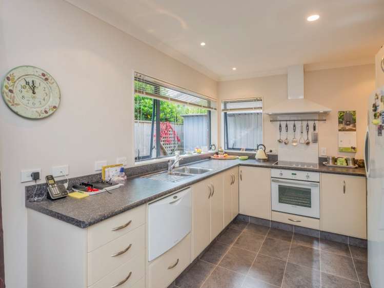 1 Parsons Avenue Levin_7