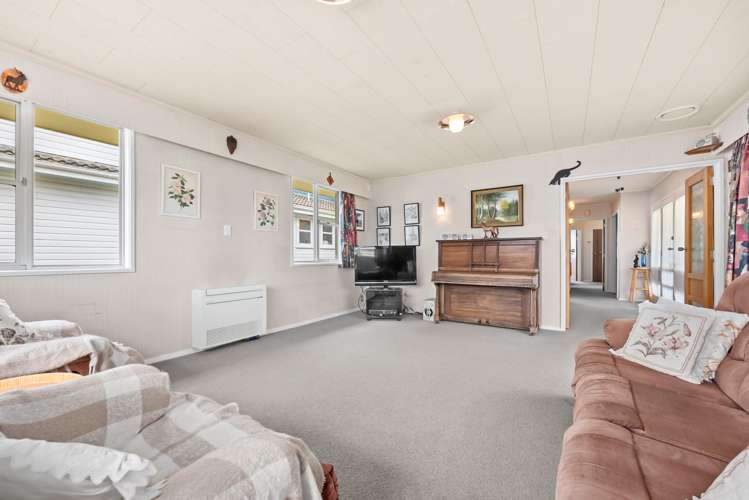 61 Orr Crescent Lower Hutt_6