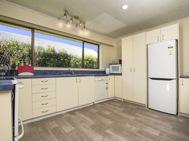 16 The Anchorage Waikawa_8