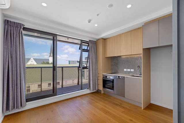 413/9 Madeira Lane Grafton_3