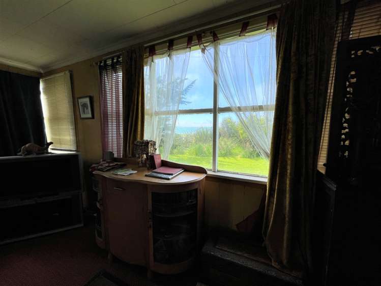 1262 Kaka Point Road Kaka Point_6