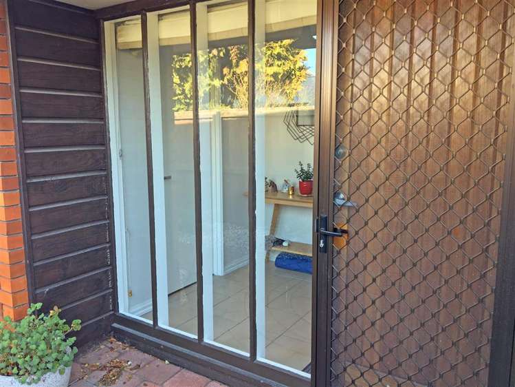 2/84 Memorial Avenue Ilam_17