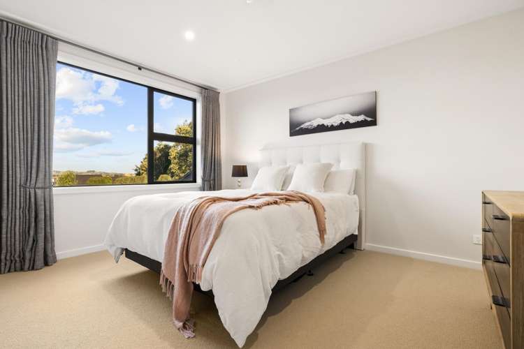 328 Upper Queen Street Pukekohe_26