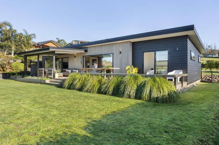 19 Ataahua Views Terrace Wharekaho_1