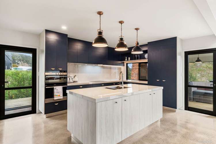 2 Fern Road Mangatangi_6