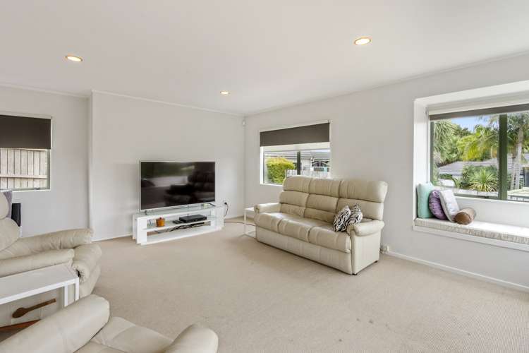 21 Silkwood Grove Totara Heights_6