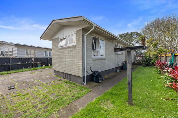 8 Comet Crescent Mangere_2