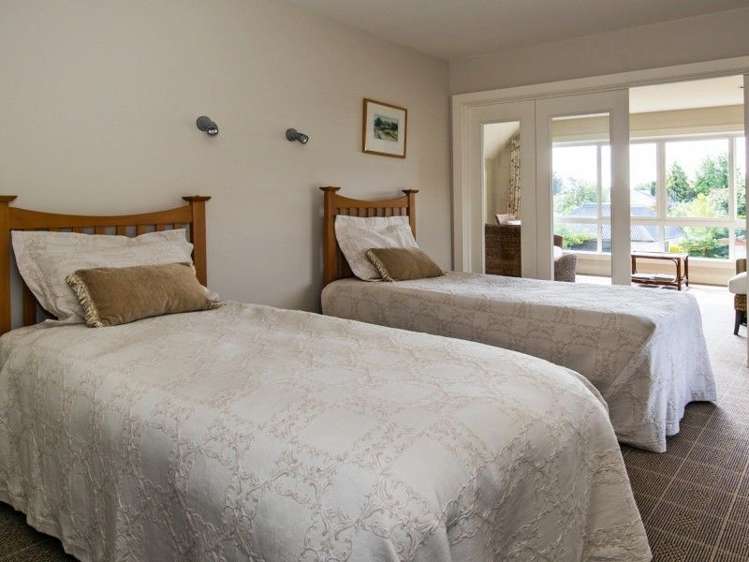 97 Oak Grove Ashburton_14