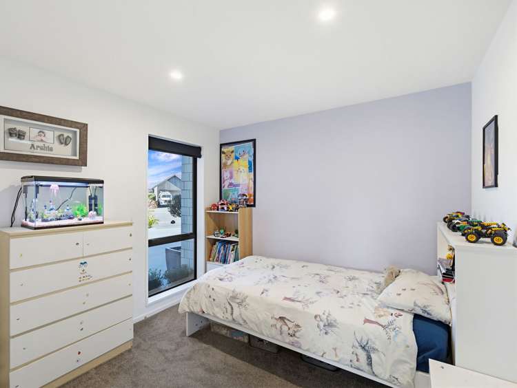23 Whitehorn Drive Lincoln_17