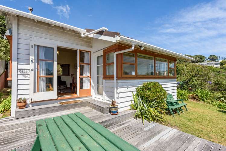 16 Totara Road Miramar_1