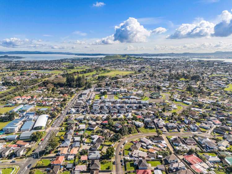 12 Halswell Street Mangere East_23