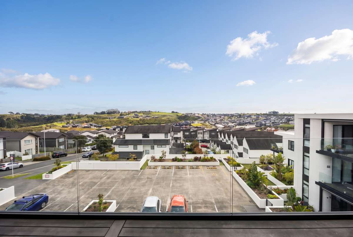 (410)202/3 Cavalli Road_2