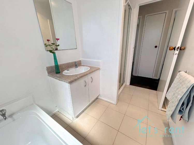 18 Halloran Place 11410_15