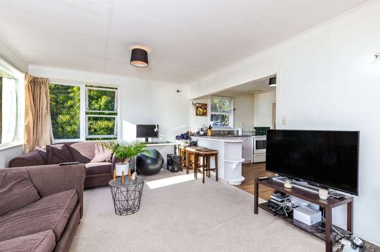 1 Tawa Street Hilltop_4